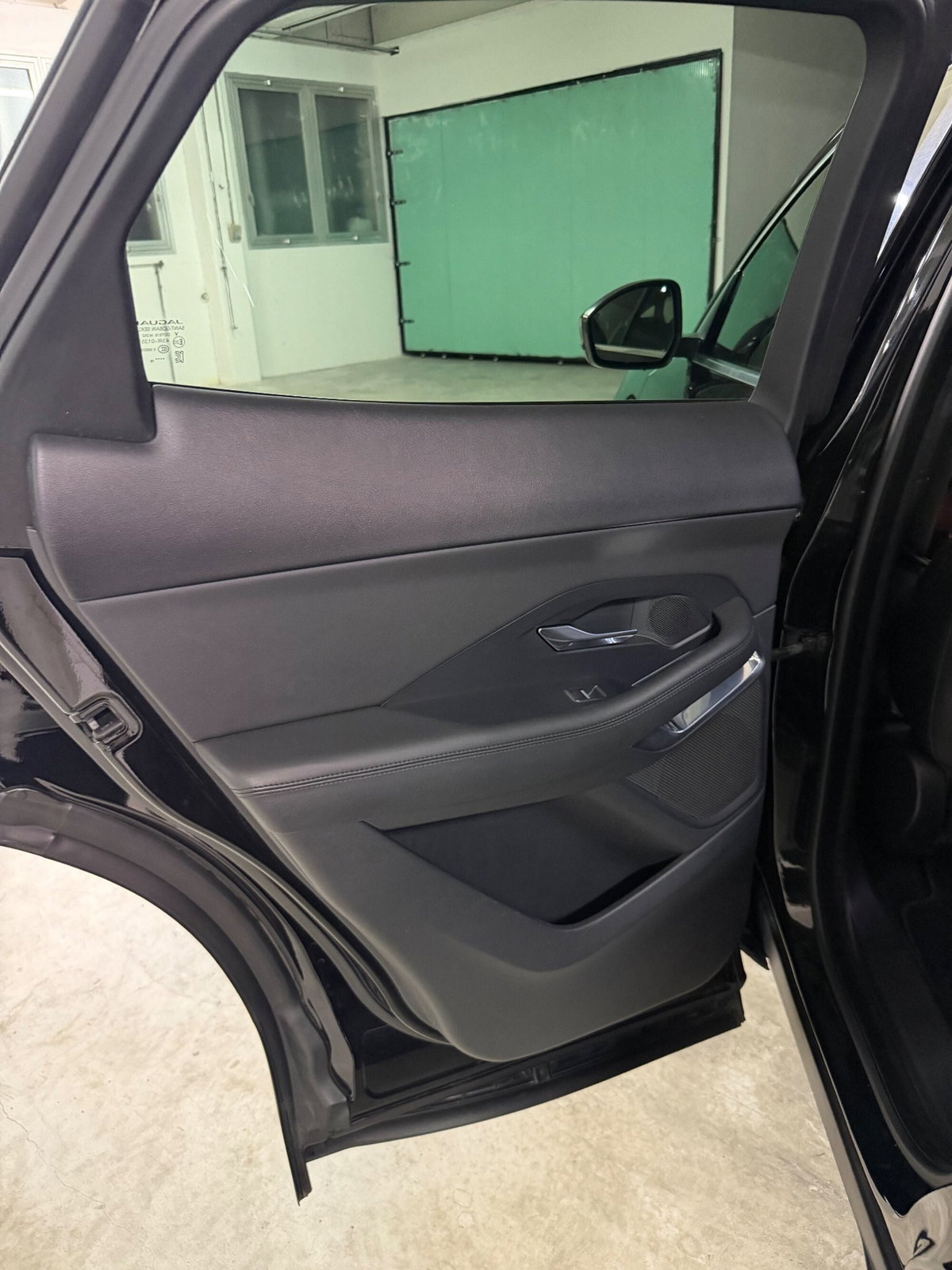 Jaguar E-Pace 2.0D 180 CV AWD aut. First Edition (14)