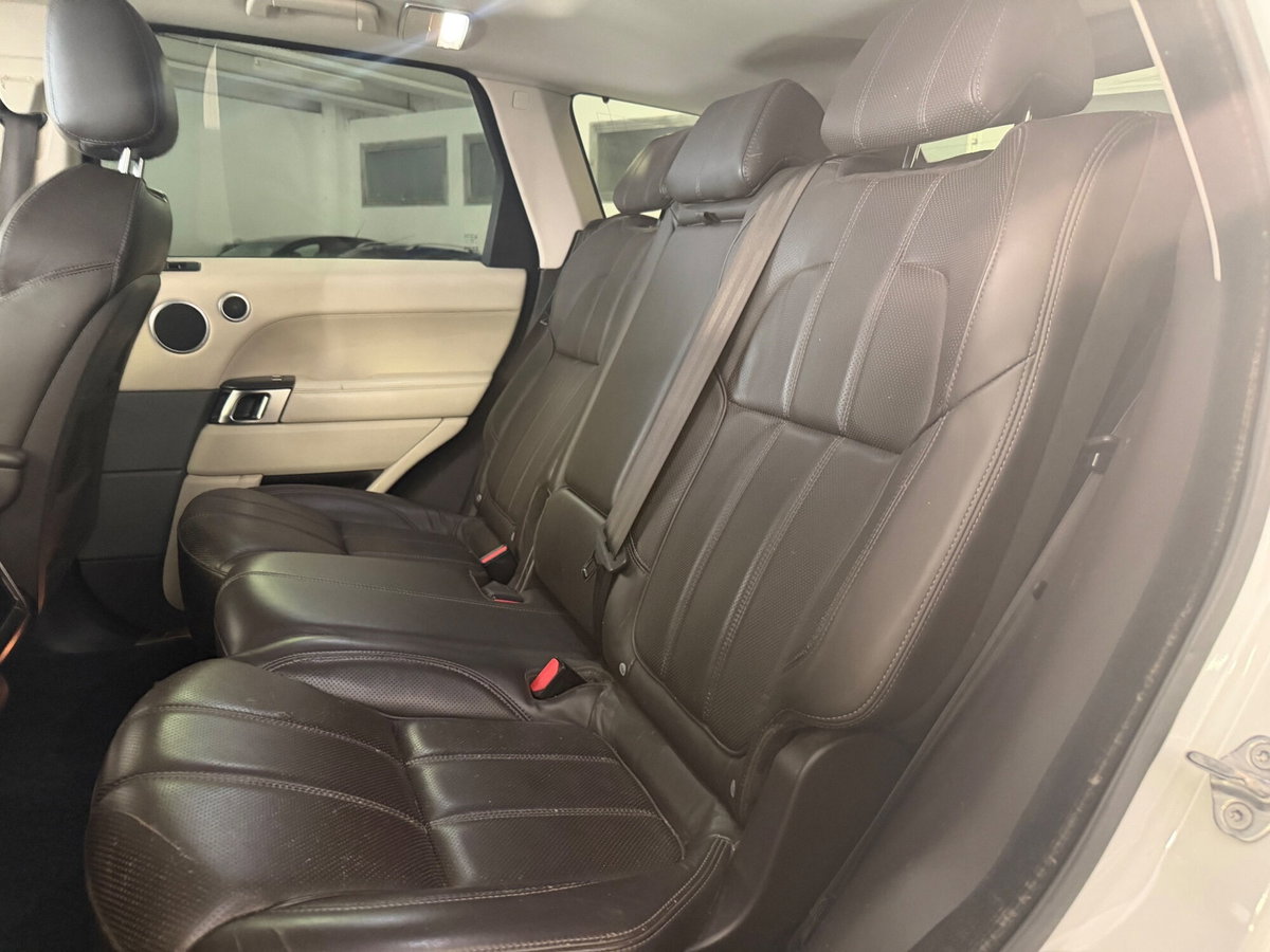 Land Rover Range Rover Sport 3.0 TDV6 HSE Dynamic (10)
