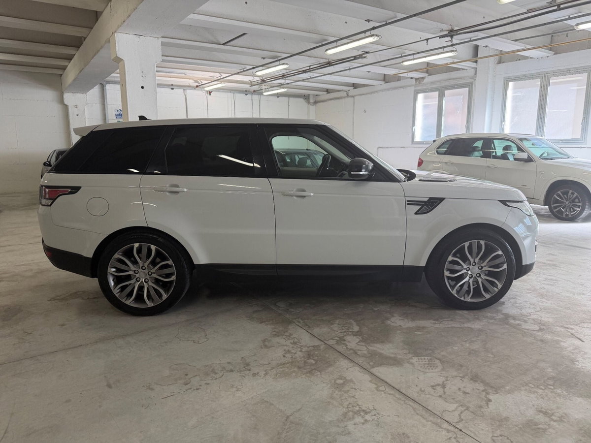 Land Rover Range Rover Sport 3.0 TDV6 HSE Dynamic (2)