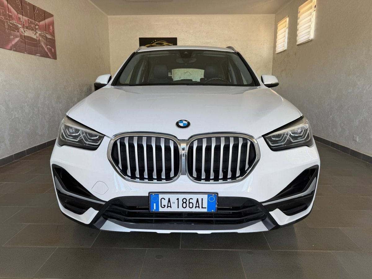 BMW X1 sDrive18d xLine Plus (2)