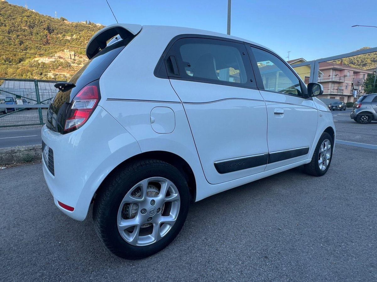 Renault Twingo SCe Stop&Start Intens (5)