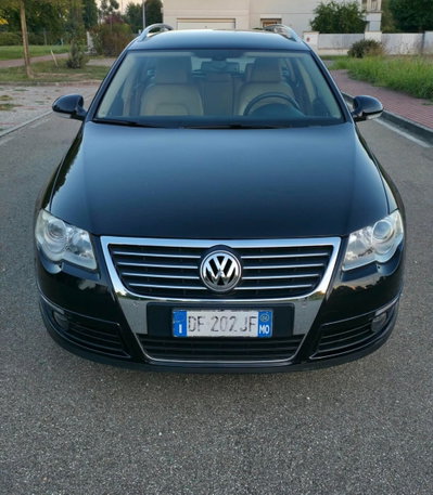 Volkswagen Passat Variant 2.0 TDI 170CV DPF Highline (18)