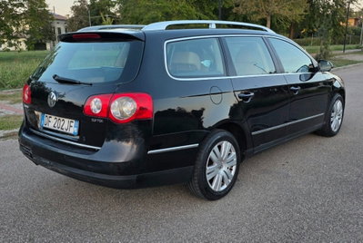 Volkswagen Passat Variant 2.0 TDI 170CV DPF Highline (5)