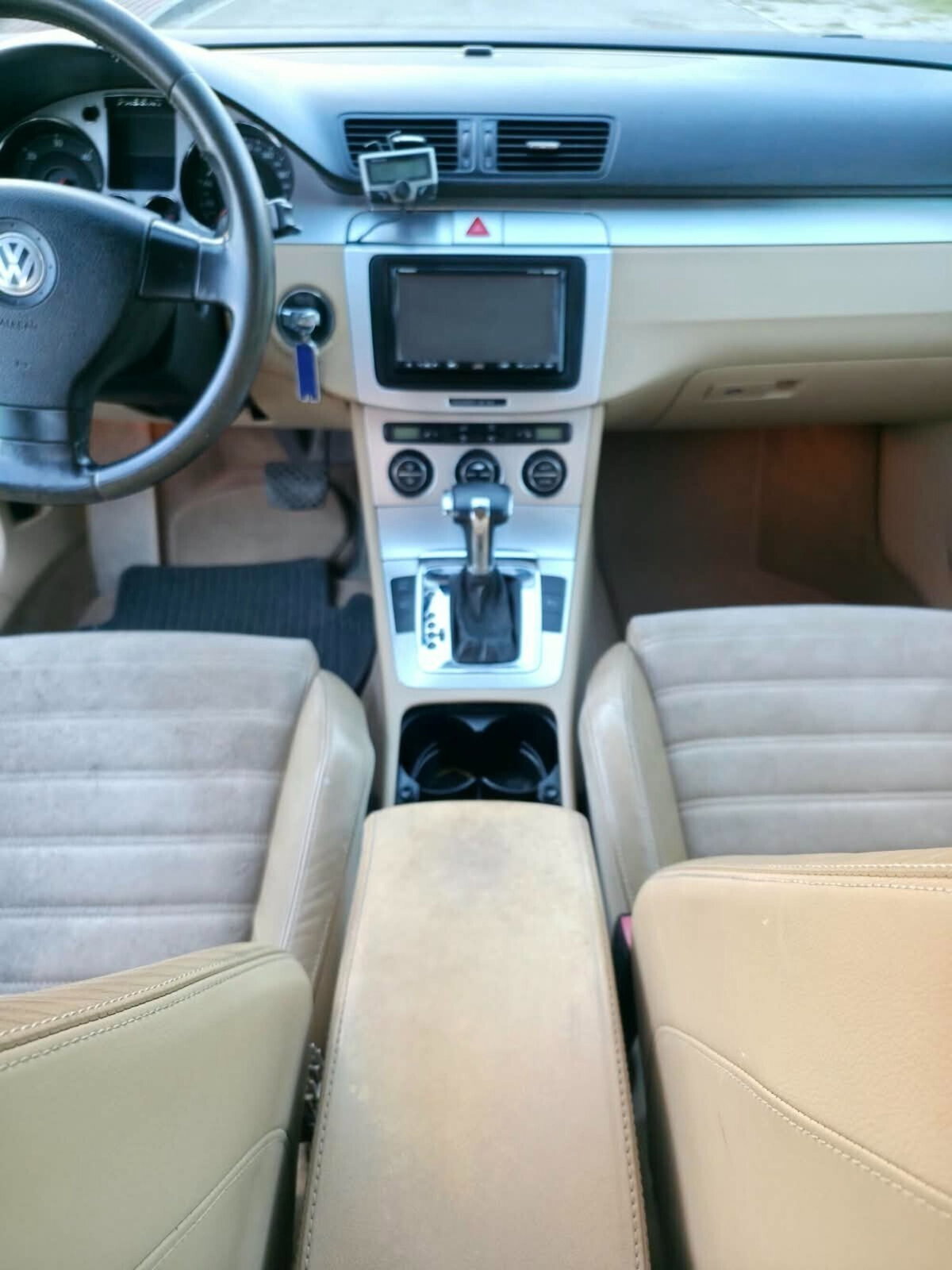 Volkswagen Passat Variant 2.0 TDI 170CV DPF Highline (9)