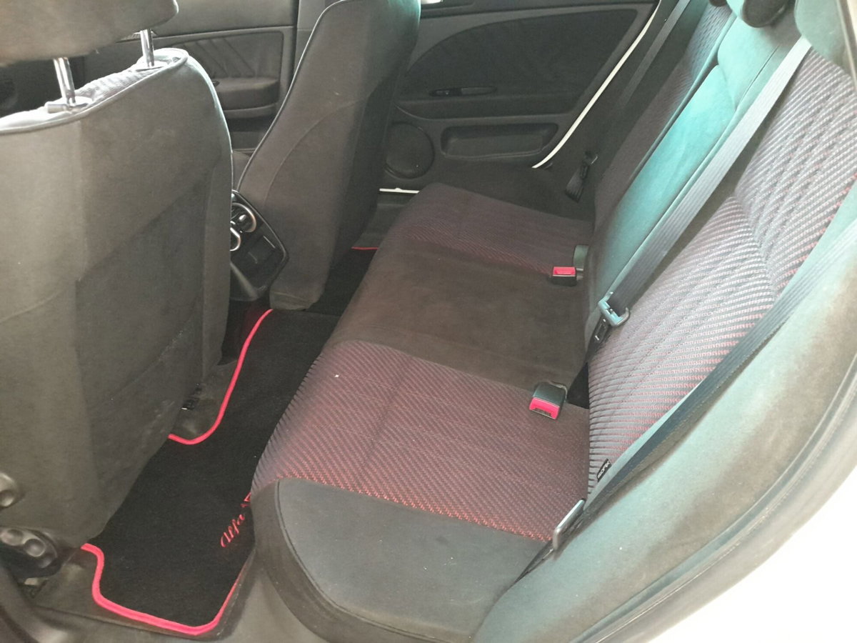 Alfa Romeo 159 SportWagon 1750 TBi Sportwagon Distinctive (5)