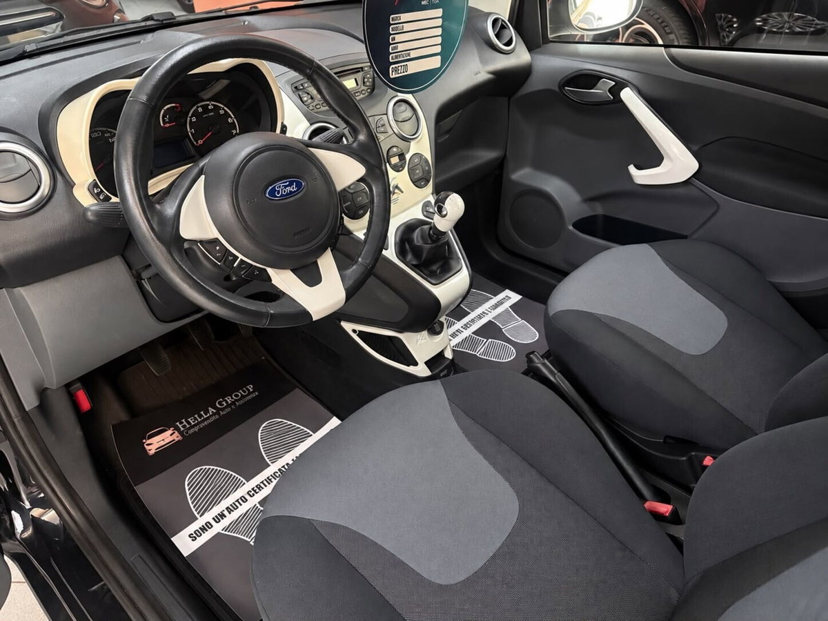 Ford Ka 1.2 8V 69CV Titanium (10)