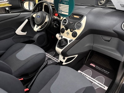 Ford Ka 1.2 8V 69CV Titanium (12)
