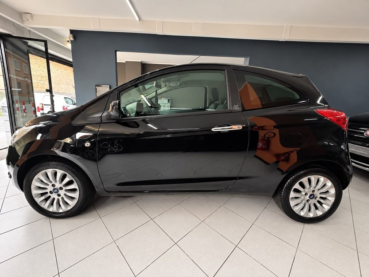 Ford Ka 1.2 8V 69CV Titanium (4)