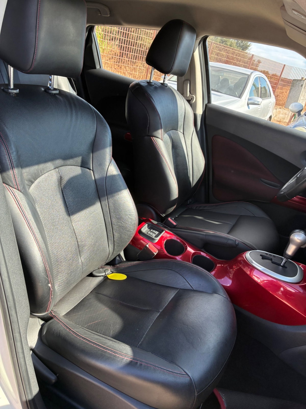 Nissan Juke 1.6 DIG-T 190 MCVT 4WD Tekna (17)
