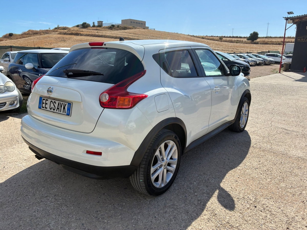 Nissan Juke 1.6 DIG-T 190 MCVT 4WD Tekna (3)