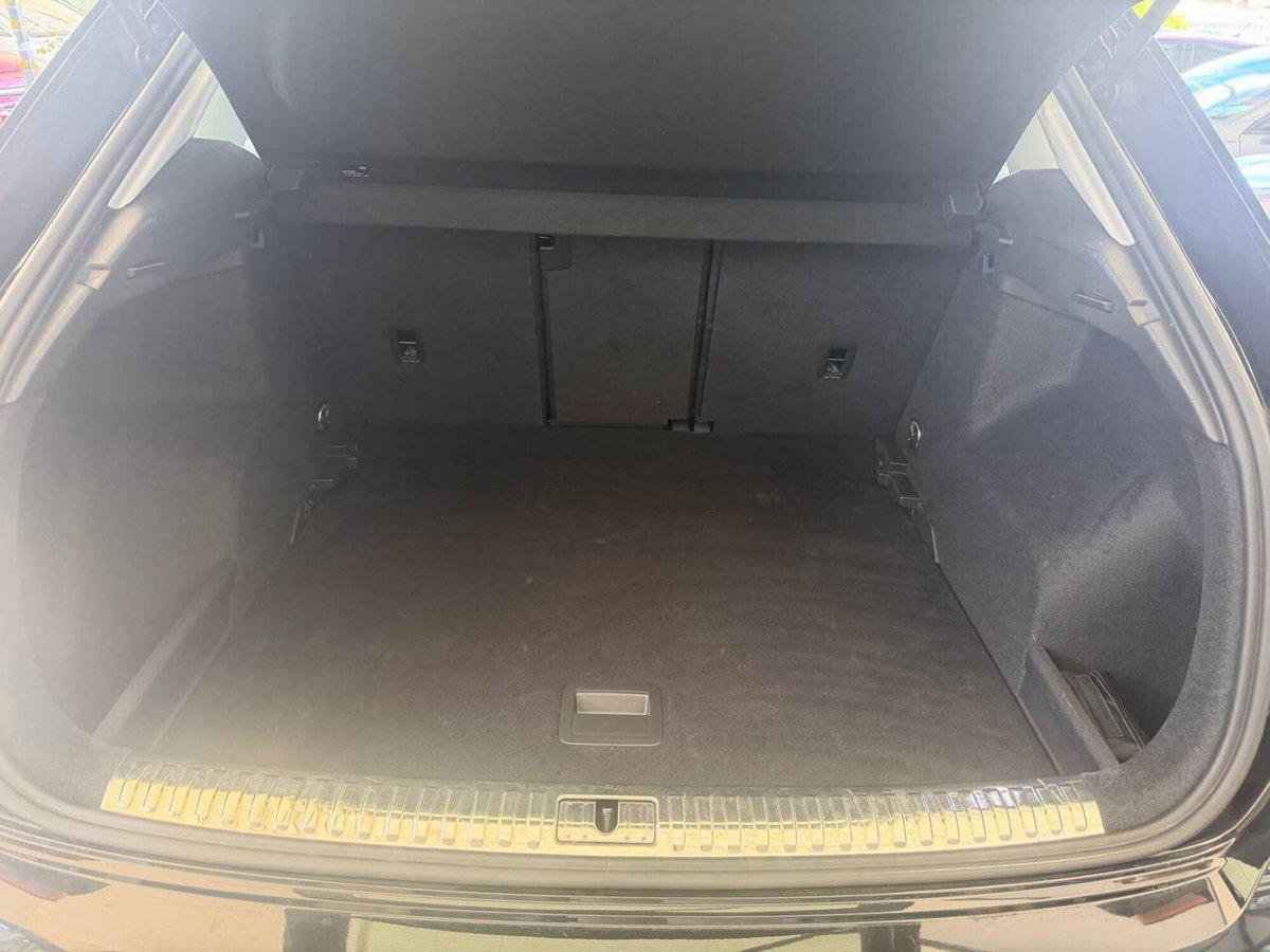 Audi Q3 Sportback 35 TDI quattro S tronic S line edition (12)