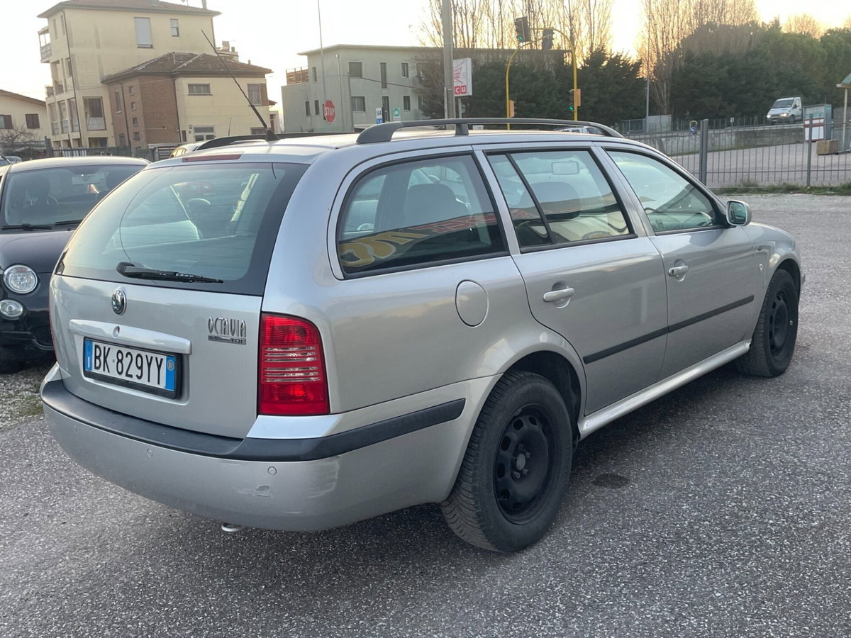 Skoda Octavia Station Wagon 1.9 TDI/110 CV cat Wagon SLX (4)