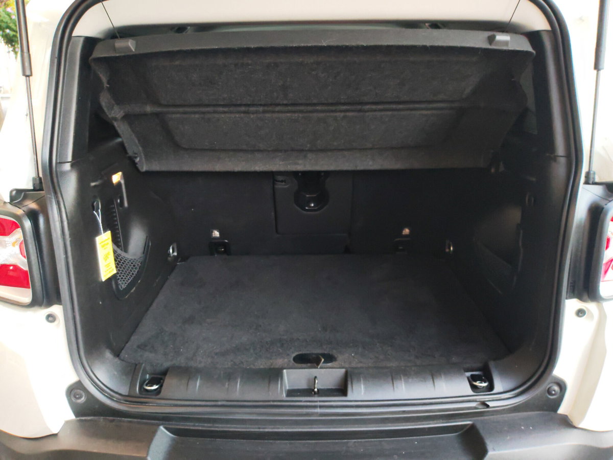 Jeep Renegade 1.6 Mjt 120 CV Limited (11)