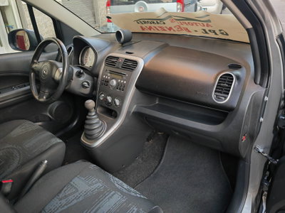 Opel Agila 1.2 16V 94CV Enjoy (9)