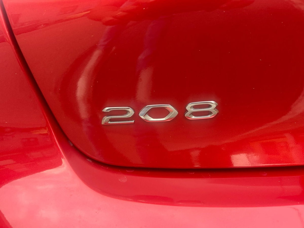 Peugeot 208 BlueHDi 100 Stop&Start 5 porte Allure (10)