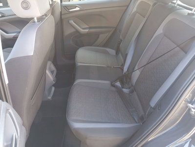 Volkswagen T-Cross 1.6 TDI DSG SCR Advanced BMT (10)