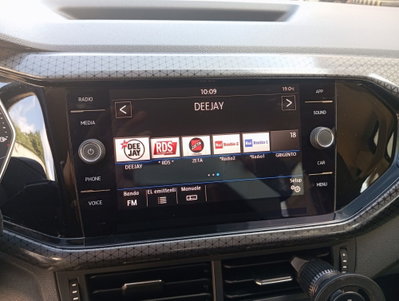 Volkswagen T-Cross 1.6 TDI DSG SCR Advanced BMT (15)