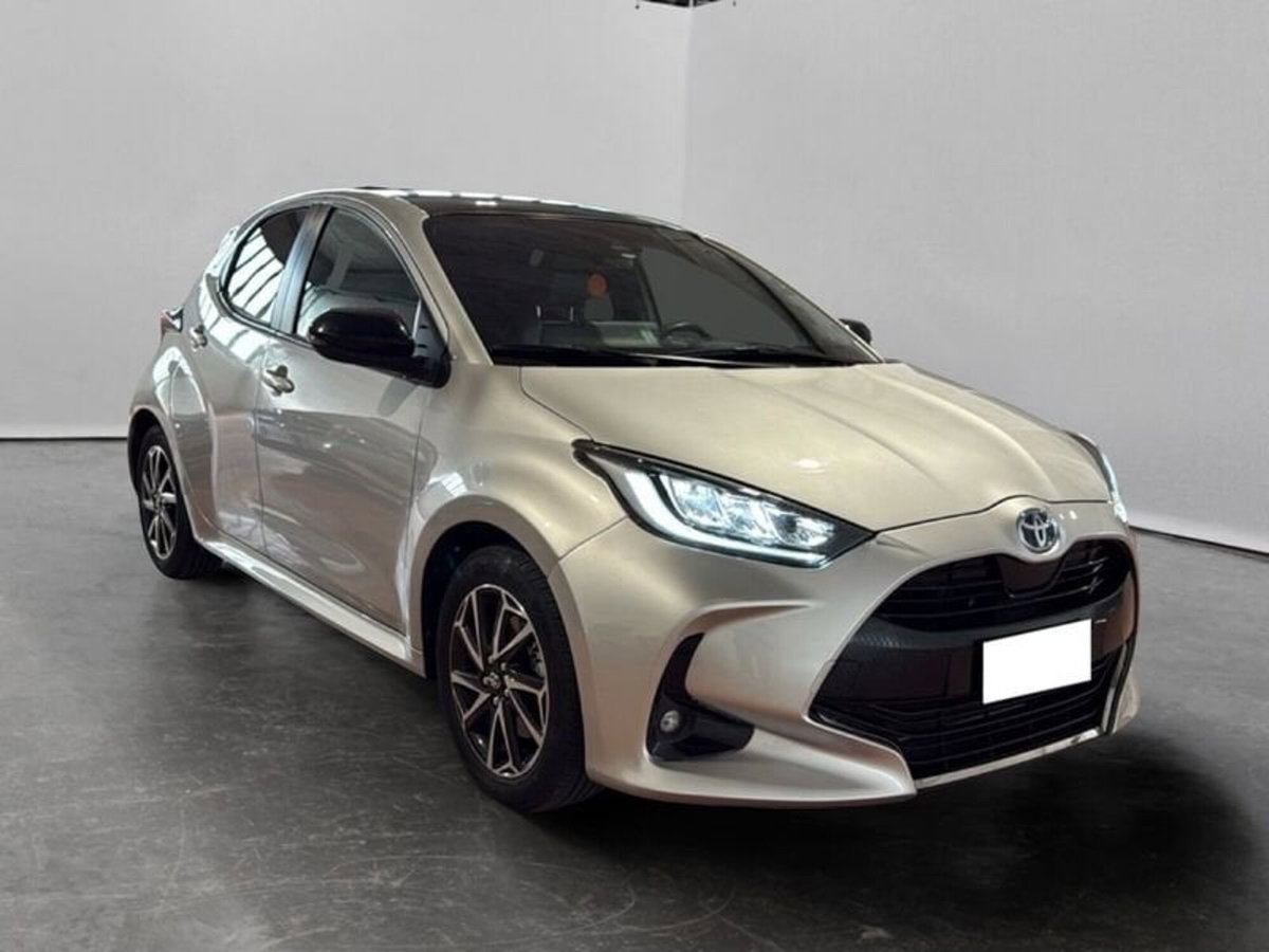 Toyota Yaris Cross 1.5h GR Sport Black Sky fwd 116cv e-cvt