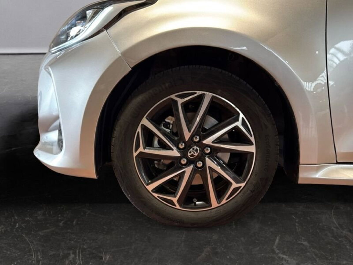 Toyota Yaris Cross 1.5h GR Sport Black Sky fwd 116cv e-cvt (12)