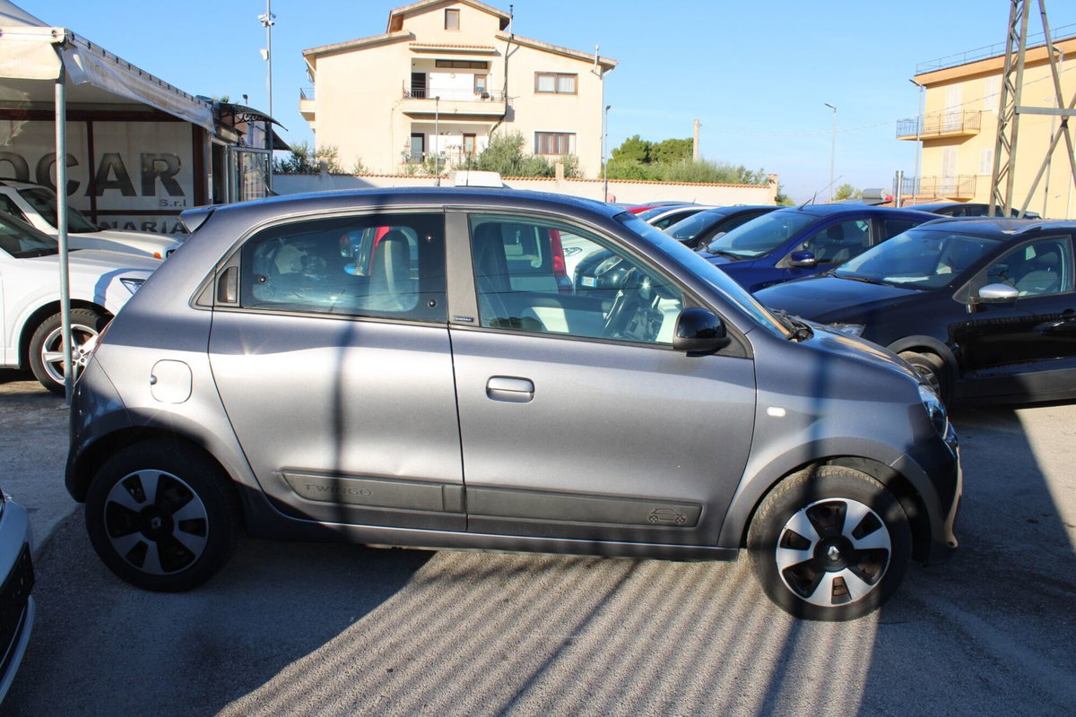 Renault Twingo SCe Life (4)