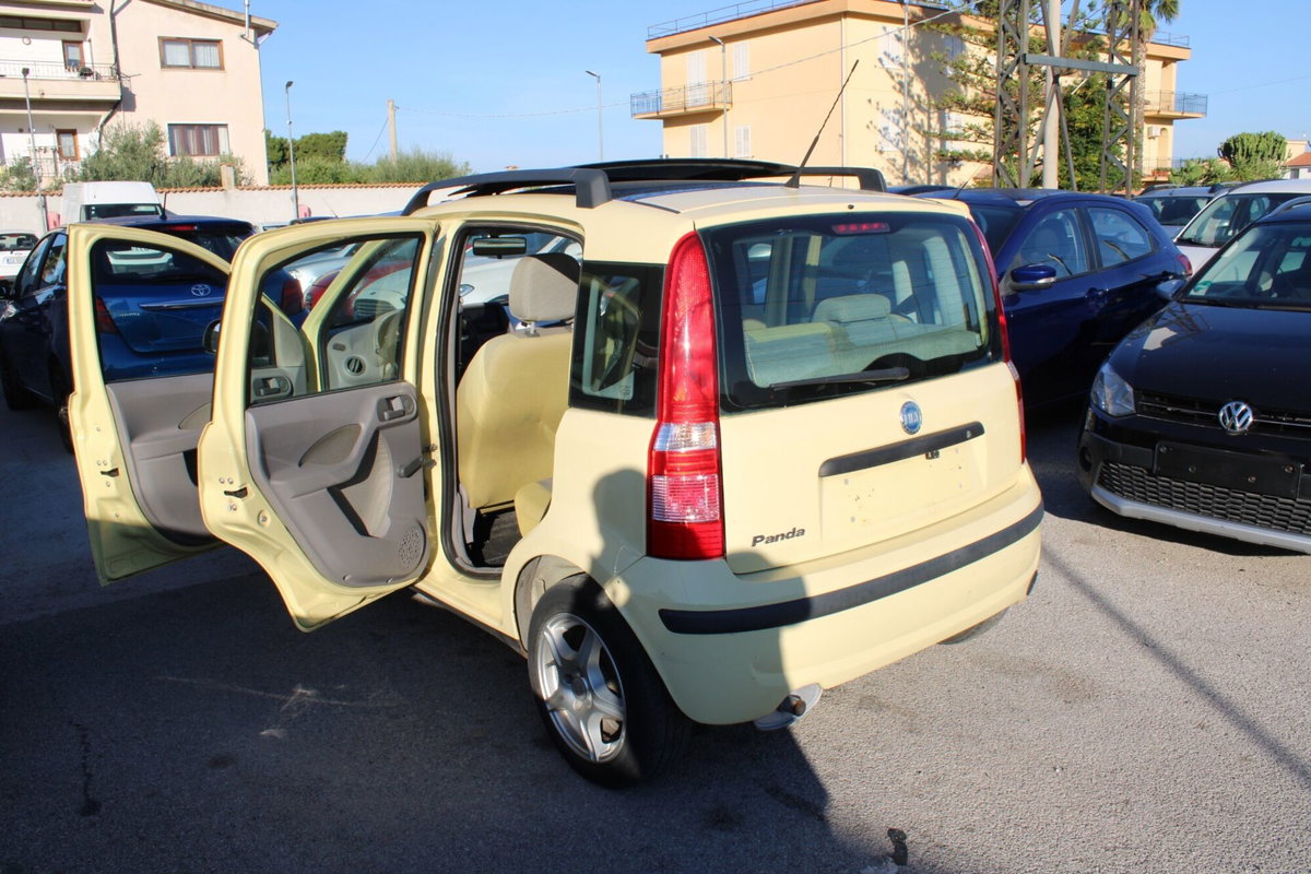 Fiat Panda 1.2 Emotion (16)