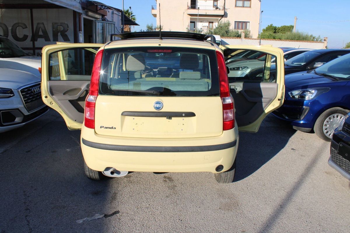 Fiat Panda 1.2 Emotion (17)