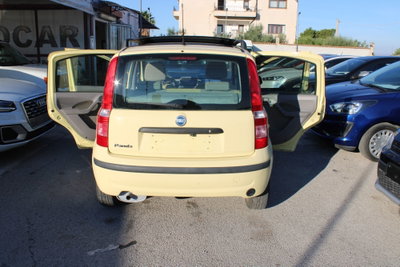 Fiat Panda 1.2 Emotion (17)