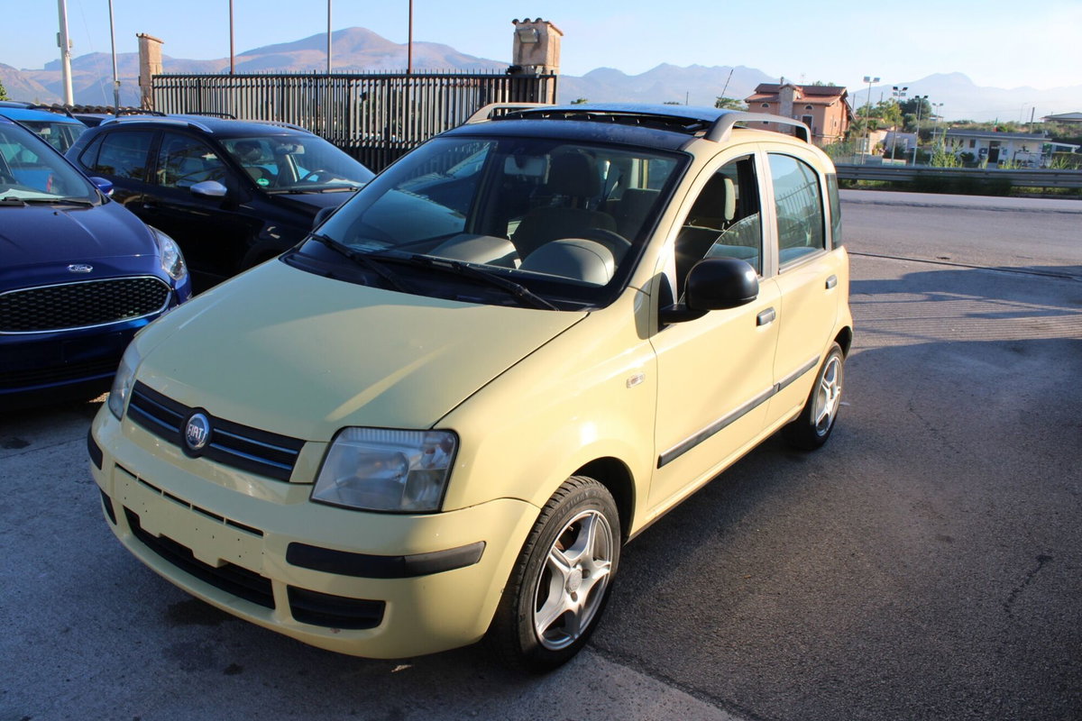 Fiat Panda 1.2 Emotion (2)
