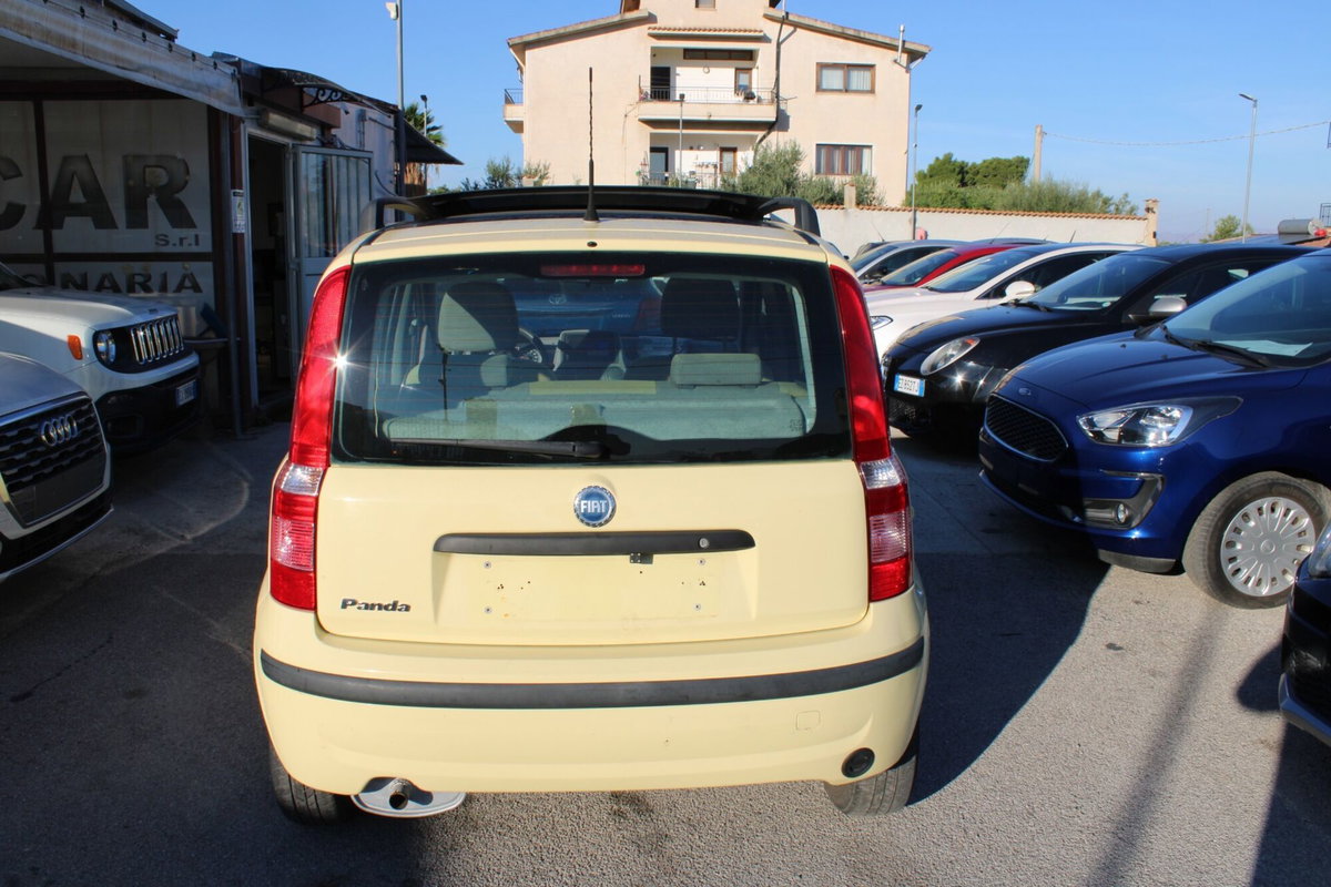 Fiat Panda 1.2 Emotion (5)
