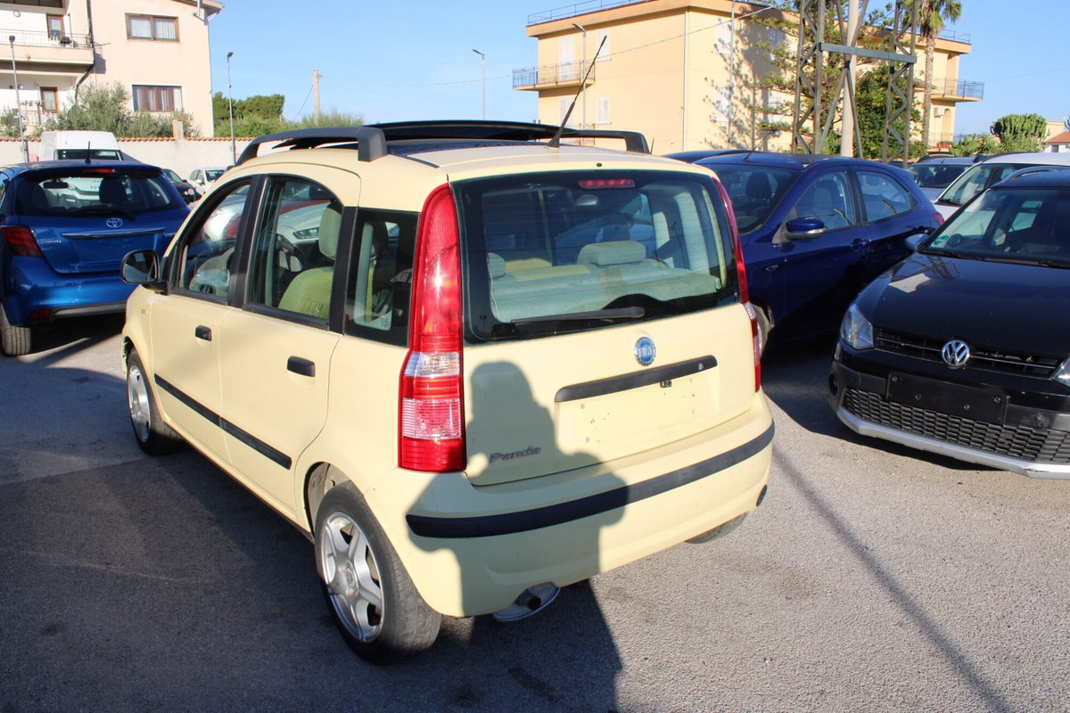 Fiat Panda 1.2 Emotion (6)