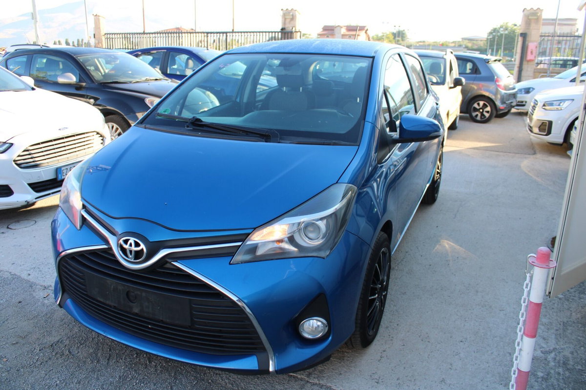 Toyota Yaris 1.D-4D 5 porte Lounge
