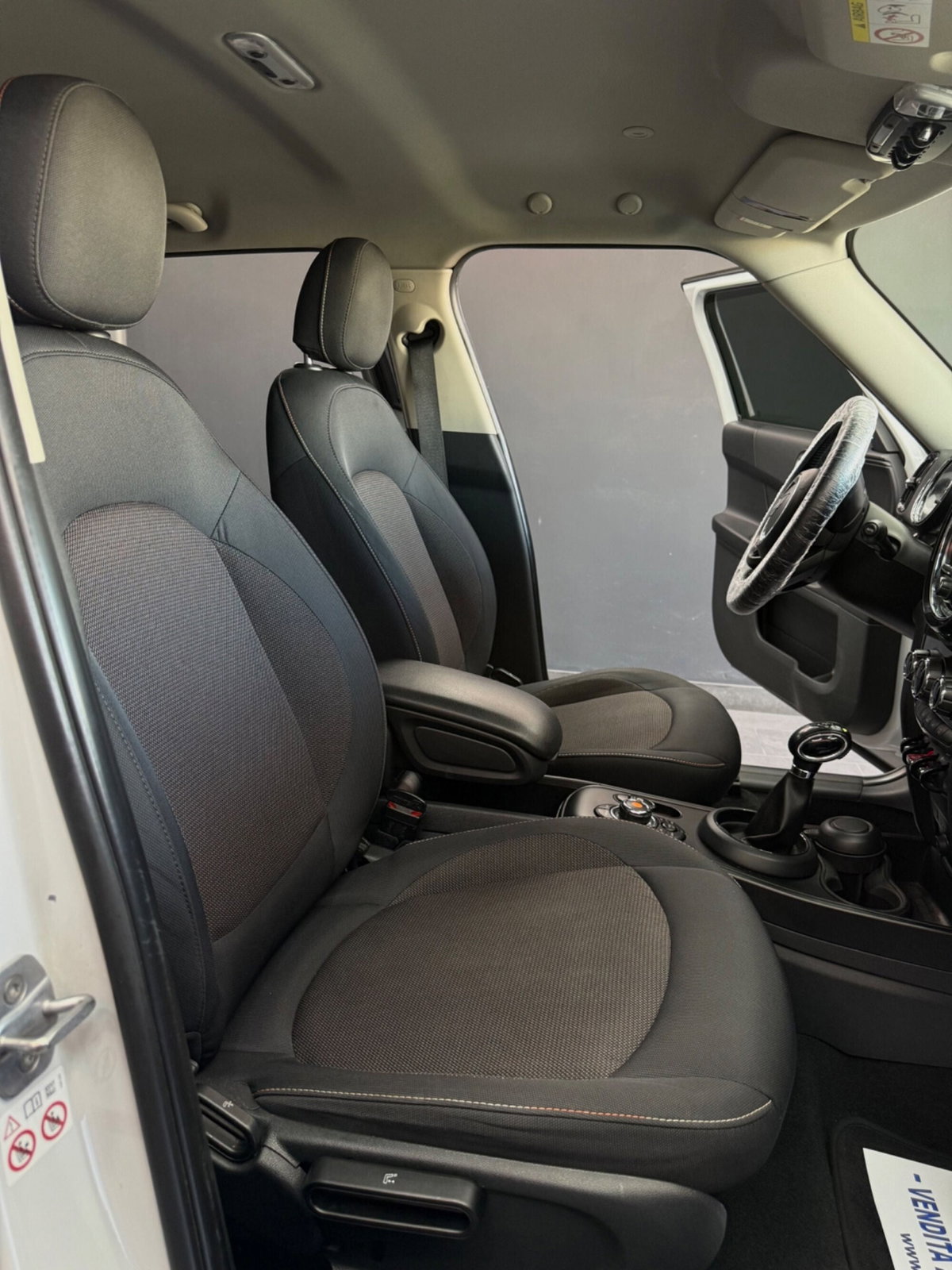 MINI Mini Countryman 2.0 Cooper D Baker Street Countryman (17)
