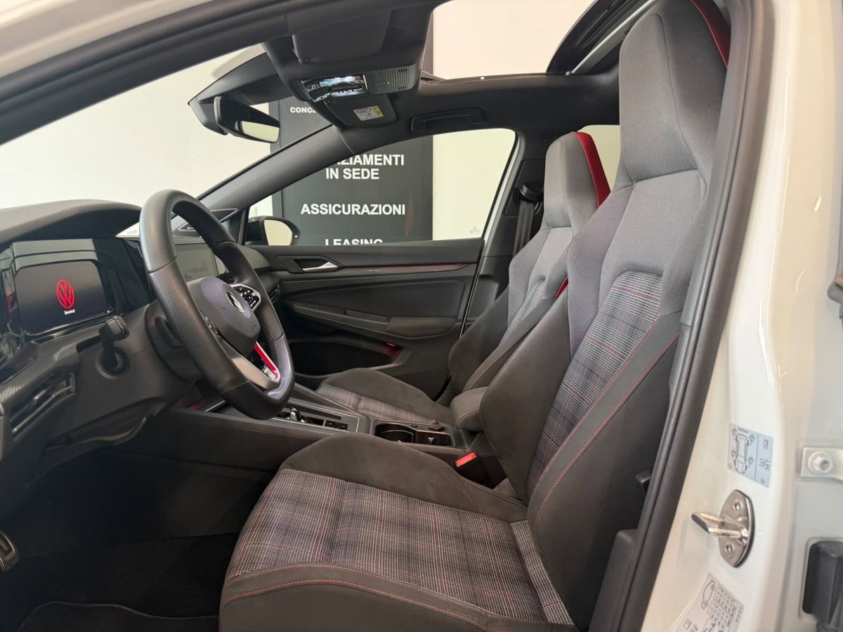 Volkswagen Golf 2.0 TSI GTI DSG (11)