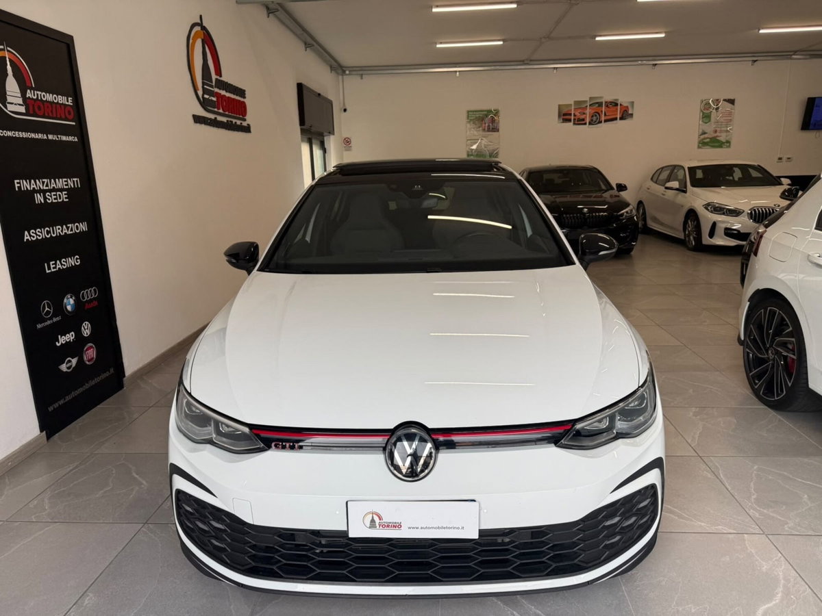 Volkswagen Golf 2.0 TSI GTI DSG (2)