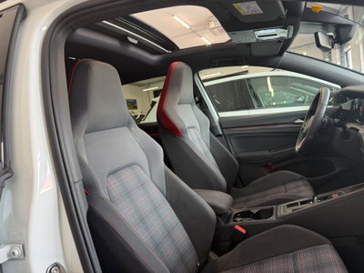 Volkswagen Golf 2.0 TSI GTI DSG (7)