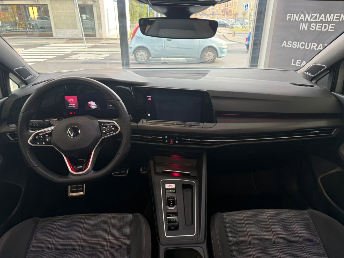 Volkswagen Golf 2.0 TSI GTI DSG (8)