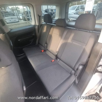 Volkswagen Caddy 2.0 TDI 102 CV (10)