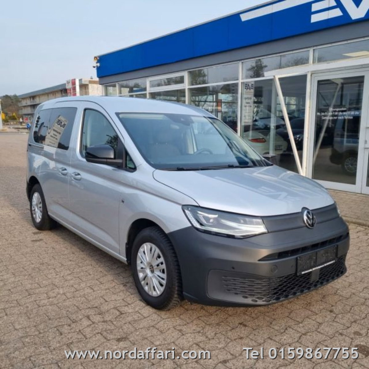 Volkswagen Caddy 2.0 TDI 102 CV (2)