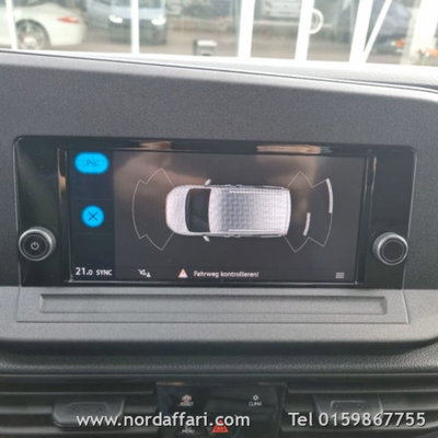 Volkswagen Caddy 2.0 TDI 102 CV (7)
