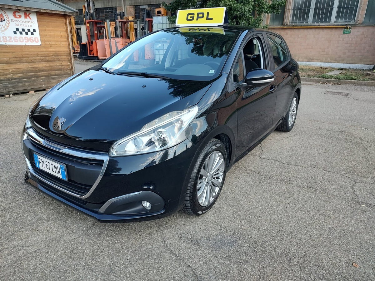 Peugeot 208 82 5 porte Active (9)