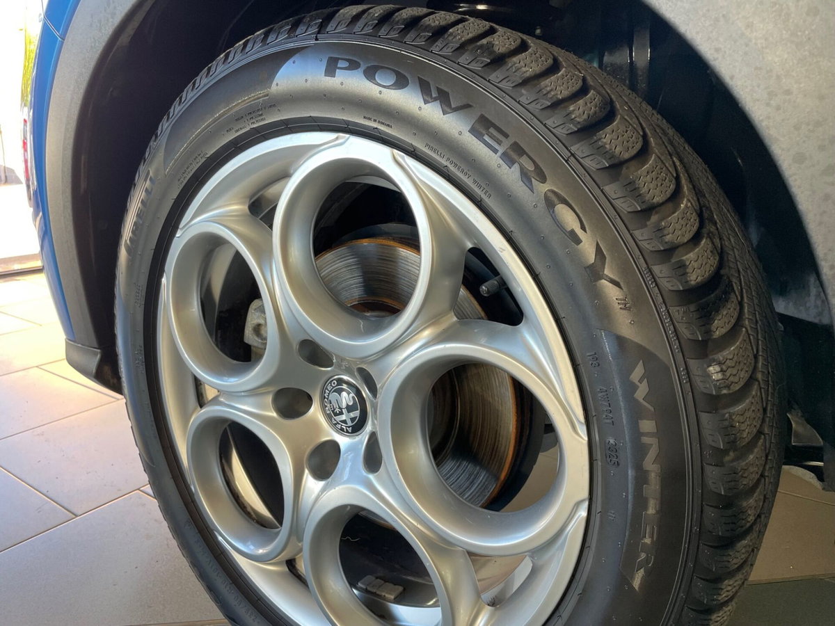 Alfa Romeo Tonale 1.6 Sprint 130cv tct6 (15)