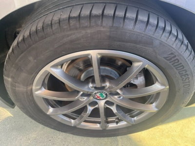 Alfa Romeo Giulia 2.2 Turbodiesel 150 CV AT8 Super (10)