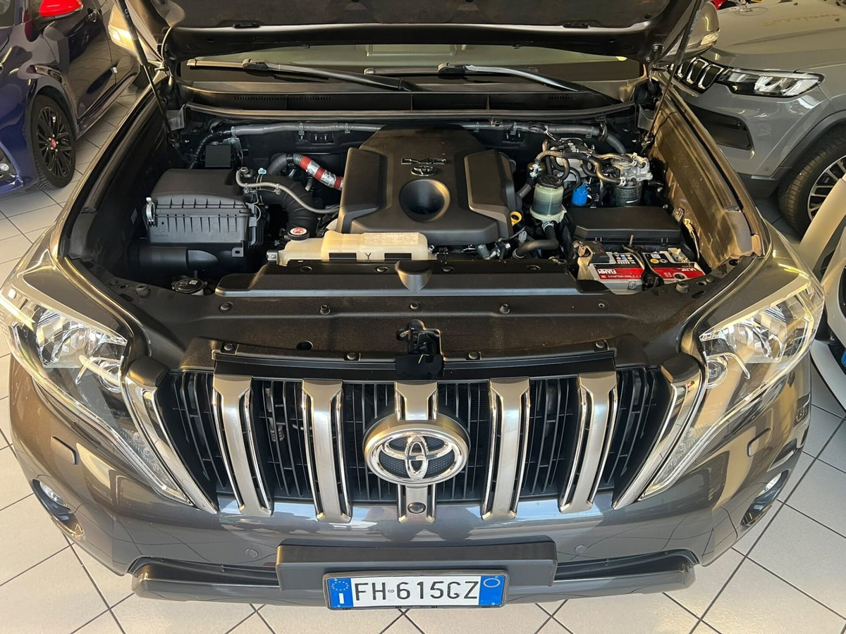 Toyota Land Cruiser 2.8 D4-D 3 porte Cruiser (16)