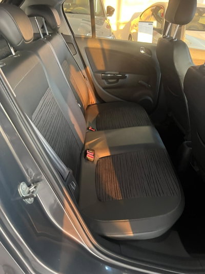 Opel Corsa 1.2 5 porte Edition (12)