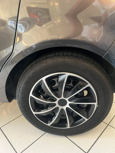 Opel Corsa 1.2 5 porte Edition (7)