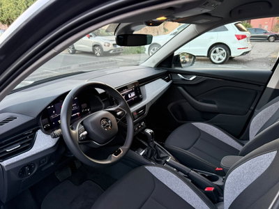 Skoda Kamiq 1.0 tsi Black Dots 115cv dsg (4)