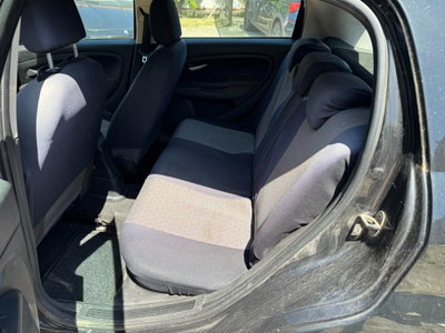 Fiat Grande Punto 1.3 MJT 75 CV 5 porte Dynamic (5)