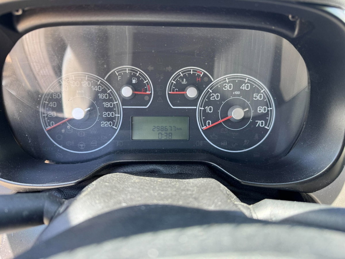 Fiat Grande Punto 1.3 MJT 75 CV 5 porte Dynamic (6)