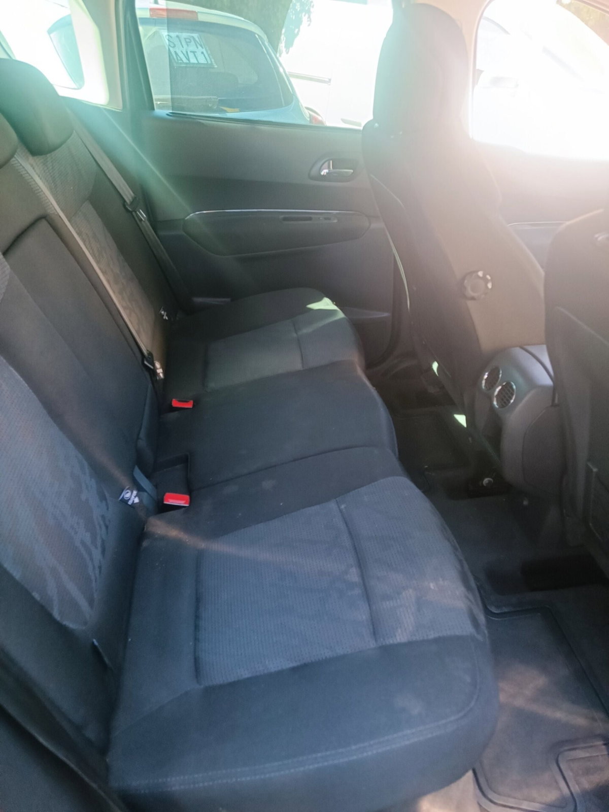 Peugeot 3008 1.6 HDi 110CV cambio robotizzato Premium (8)