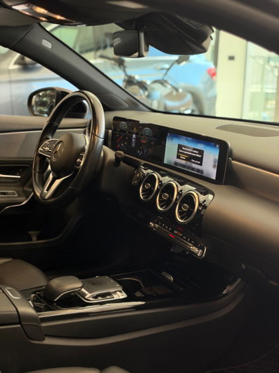 Mercedes-Benz Classe A 180 d Automatic Sport (10)